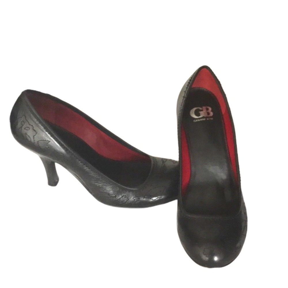 Black 3-Inch Pumps with Floral Design
